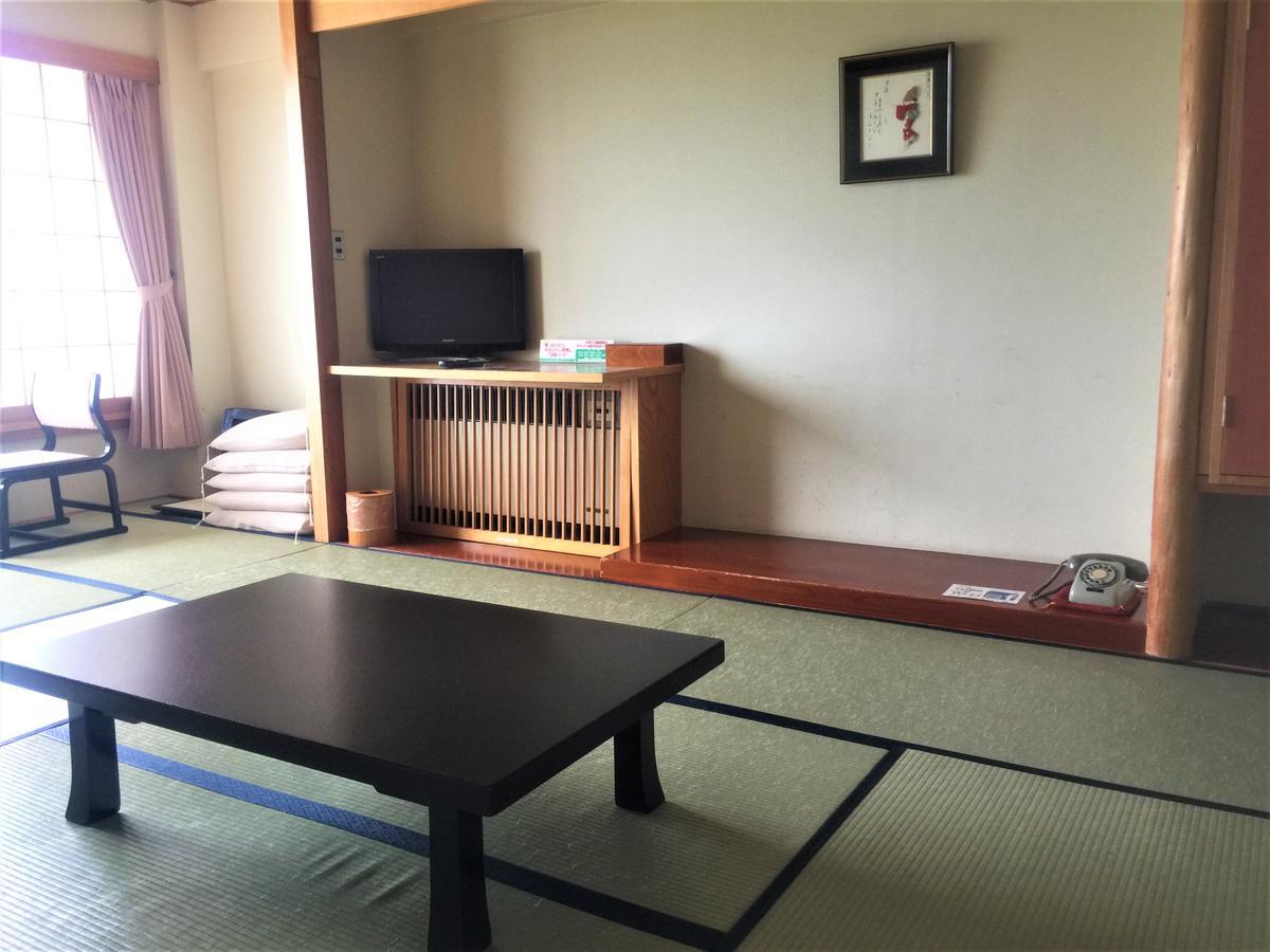 Ryotsu Yamaki Hotel Sado Exteriör bild